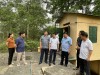 Đoàn giám sát Ban Dân tộc HĐND tỉnh giám sát công trình nước sinh hoạt Làng Đền - Na Lữ, xã Hoàng Tung (Hòa An).