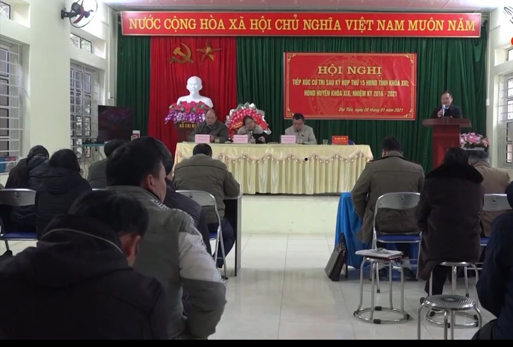 Tổ đại biểu HĐND tỉnh đơn vị Trùng Khánh tiếp xúc cử tri sau kỳ họp thứ 15, tại xã Đình Phong, huyện Trùng Khánh