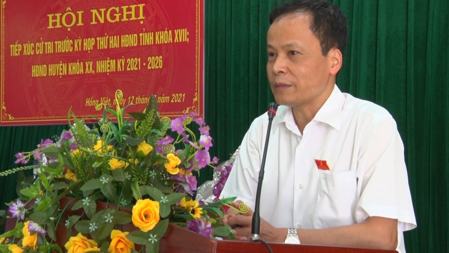 Phó Chủ tịch HĐND tỉnh Nông Thanh Tùng phát biểu tại hội nghị TXCT.