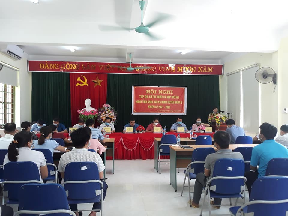 Tổ đại biểu HĐND tỉnh, huyện đơn vị Bảo Lâm tiếp xúc cử tri tại xã Lý Bôn