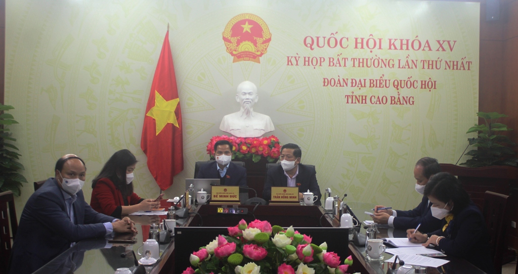 Các đại biểu tại điểm cầu Cao Bằng dự kỳ họp bất thường lần thứ nhất, Quốc hội khóa XV.
