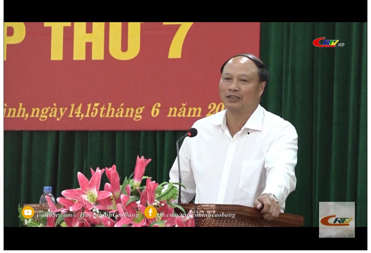 Phó Chủ tịch HĐND tỉnh Hoàng Văn Thạch phát biểu chỉ đạo tại kỳ họp HĐND huyện