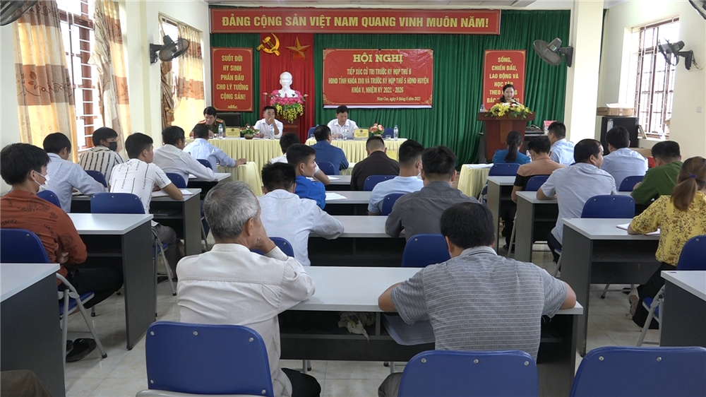 Hội nghị tiếp xúc cử tri tại xã Nam Cao