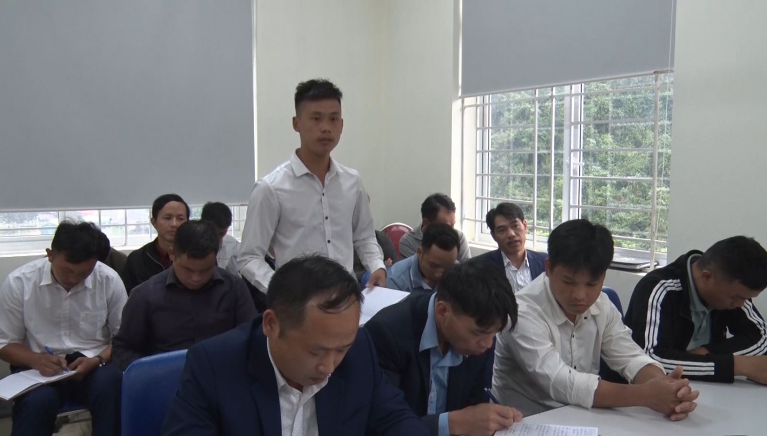 Cử tri huyện Hà Quảng phát biểu ý kiến