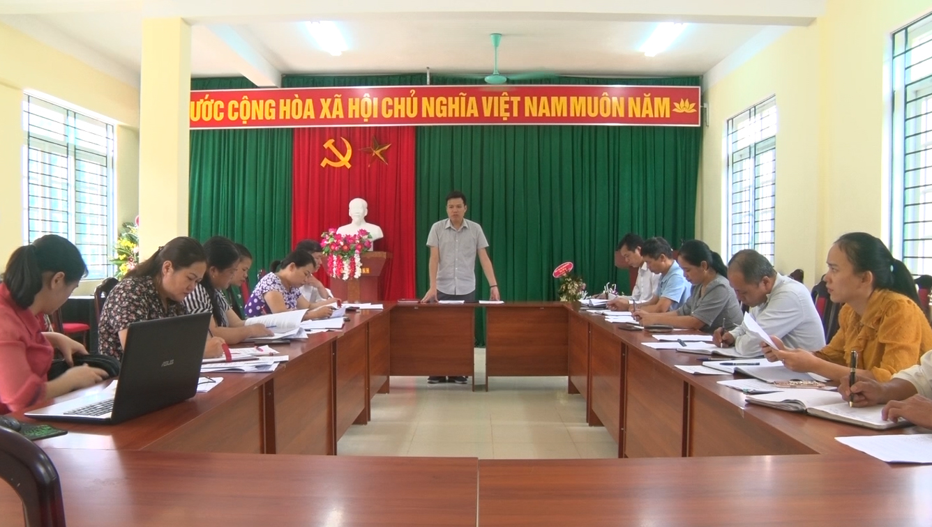 HĐND huyện Hòa An giám sát tình hình thực hiện Chương trình mục tiêu quốc gia xây dựng nông thôn mới tại xã Quang Trung.