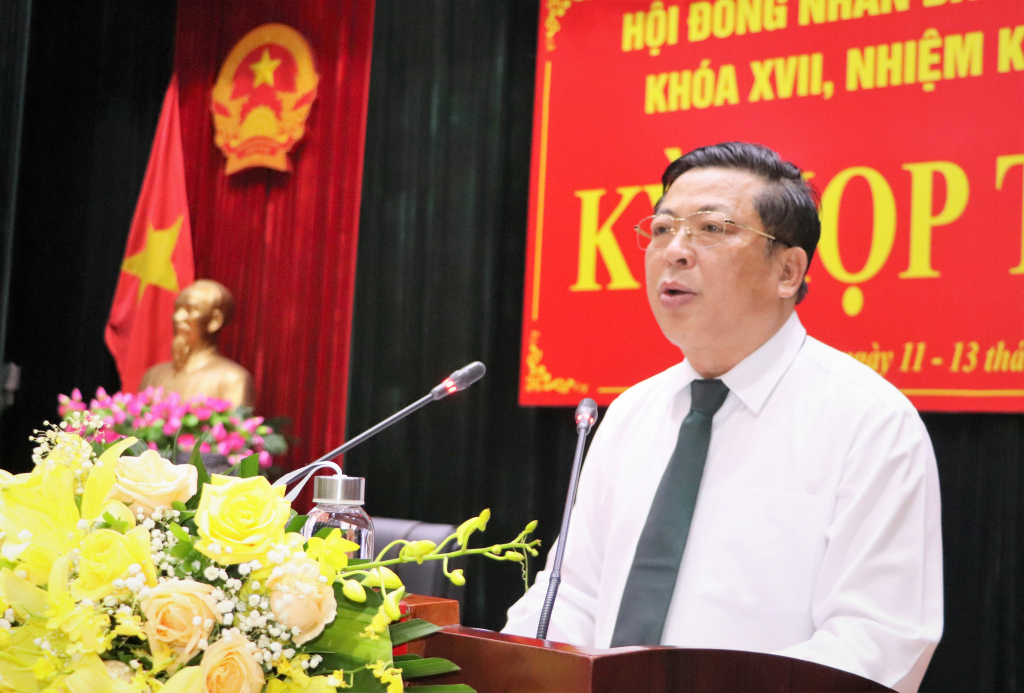 Bí thư Tỉnh uỷ, Trưởng Đoàn Đại biểu Quốc hội tỉnh Trần Hồng Minh phát biểu chỉ đạo tại Kỳ họp thứ 14