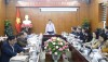 Trưởng Ban Pháp chế HĐND tỉnh Nông Văn Tuân phát biểu tại buổi thẩm tra