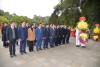 Đoàn đại biểu tỉnh dâng hoa tại Khu di tích lịch sử Nặm Lìn, xóm Hào Lịch, xã Hoàng Tung.