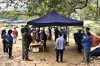 Người dân đồng thuận cùng với lực lượng chức năng đến hỗ trợ tháo dỡ lều, lán dựng tại khu vực gần thác Bản Giốc không gây ảnh hưởng đến cảnh quan, môi trường.