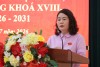 Đồng chí Trần Thị Tú Liễu, Uỷ viên chuyên trách Ban Dân tộc HĐND tỉnh báo cáo tại Hội nghị