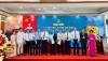 Lãnh đạo tỉnh tặng hoa chúc mừng Ban Chấp hành Hội Kiến trúc sư tỉnh khóa VI, nhiệm kỳ 2026 - 2031