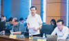 Đại biểu Bế Thanh Tịnh, Phó Bí thư Thường trực Tỉnh ủy, Trưởng Đoàn đại biểu Quốc hội tỉnh phát biểu thảo luận tại tổ