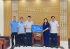 Văn phòng Đoàn đại biểu Quốc hội và HĐND tỉnh trao kinh phí hỗ trợ xóa nhà tạm, nhà dột nát cho huyện Hòa An.