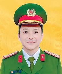 'A person in a uniform

AI-generated content may be incorrect.'