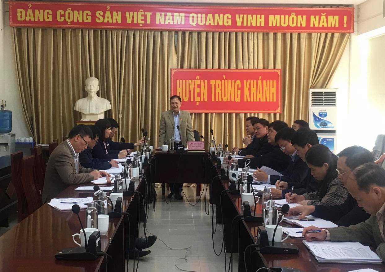 Đ/c Đàm Viết Hà - Phó Chủ tịch HĐND tỉnh phát biểu tại buổi làm việc với UBND huyện Trùng Khánh