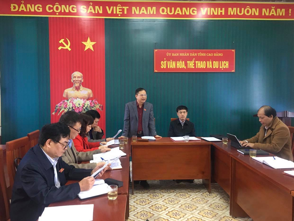 Phó chủ tịch HĐND tỉnh - Đàm Viết Hà phát biểu kết luận buổi làm việc