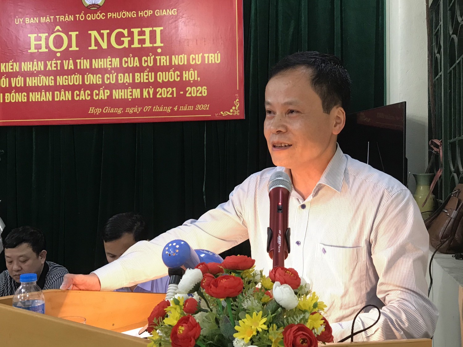 Phó Chủ tịch HĐND tỉnh Nông Thanh Tùng phát biểu tại hội nghị.