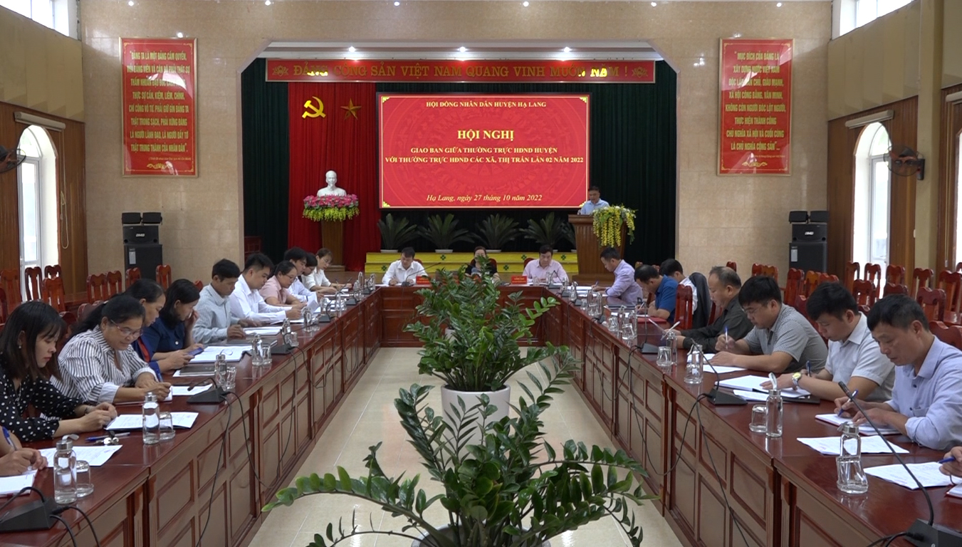 Hội nghị giao ban giữa Thường trực HĐND huyện Hạ Lang với Thường trực HĐND các xã, thị trấn.