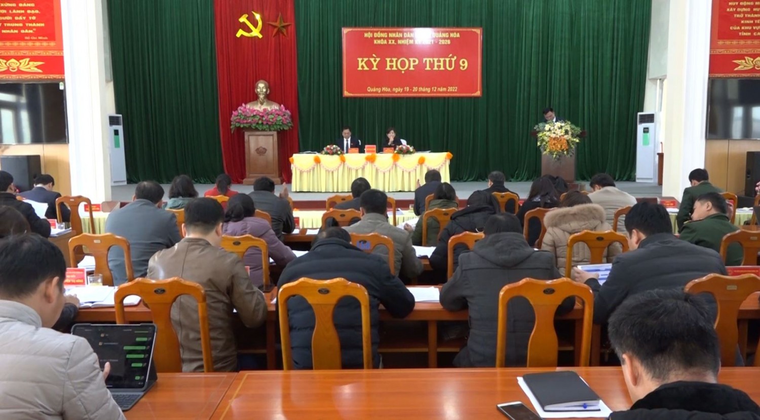 Toàn cảnh kỳ họp thứ 9 huyện Quảng Hòa