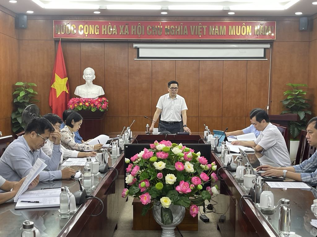 Trưởng Ban Văn hóa – Xã hội, HĐND tỉnh Nông Hải Lưu phát biểu tại buổi làm việc