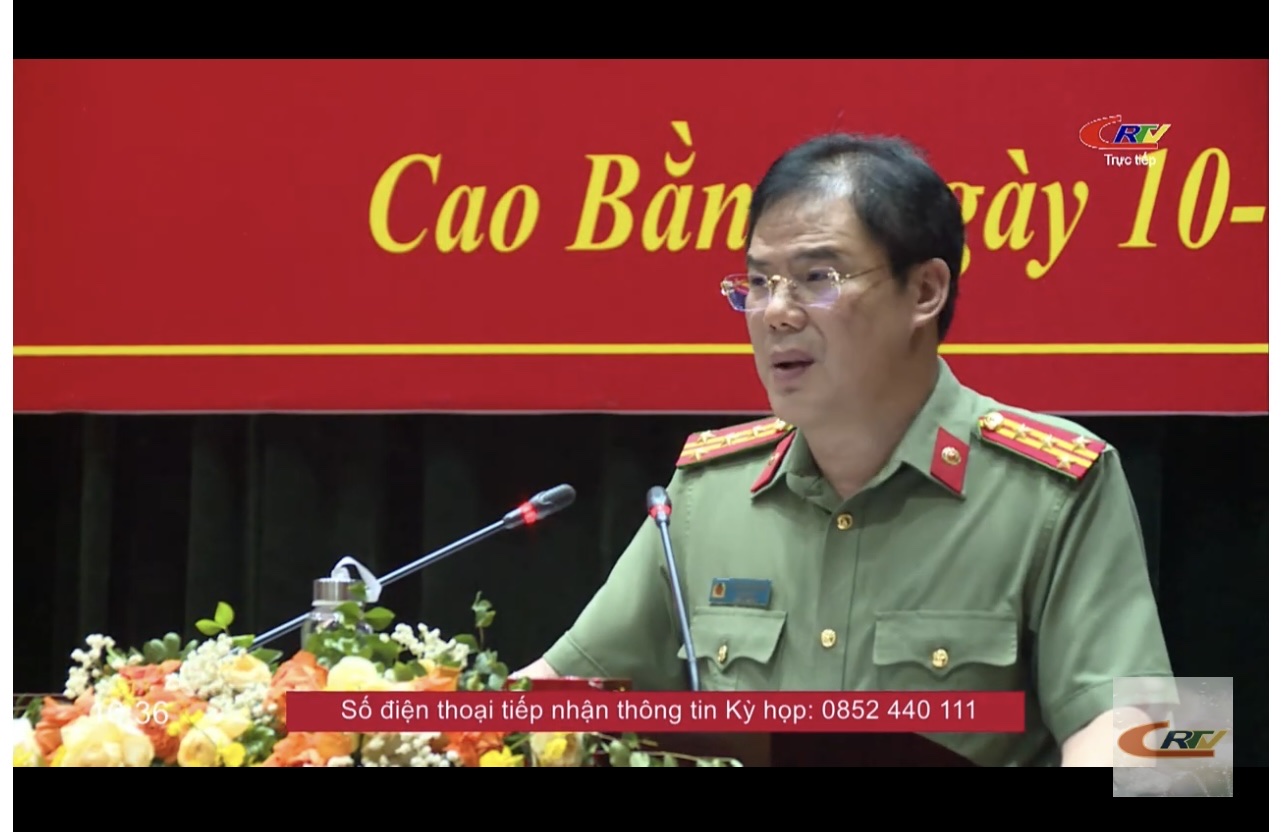 Giám đốc Công an tỉnh, Đại tá Vũ Hồng Quang trả lời chất vấn