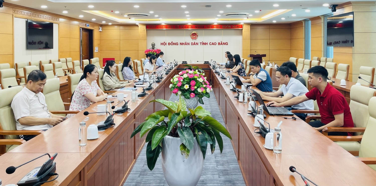 Văn phòng Đoàn ĐBQH và HĐND tỉnh tham dự hội nghị trực tuyến