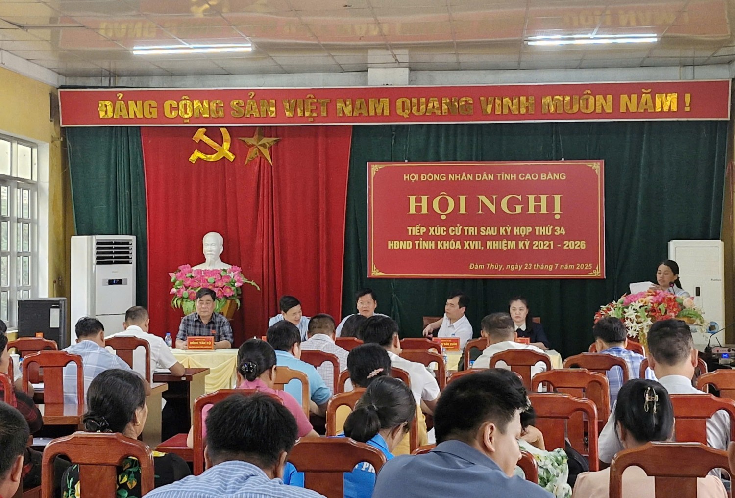 Tổ đại biểu số 9 TXCT tại xã Đàm Thủy