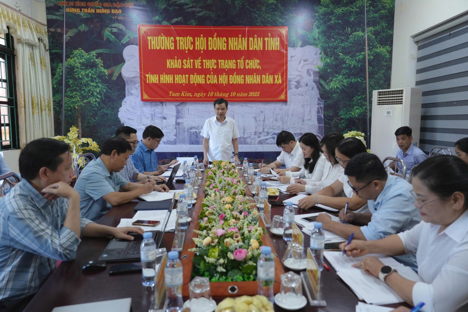 Đồng chí Bế Thanh Tịnh, Phó bí thư Thường trực Tỉnh ủy, Chủ tịch HĐND tỉnh phát biểu tại buổi khảo sát