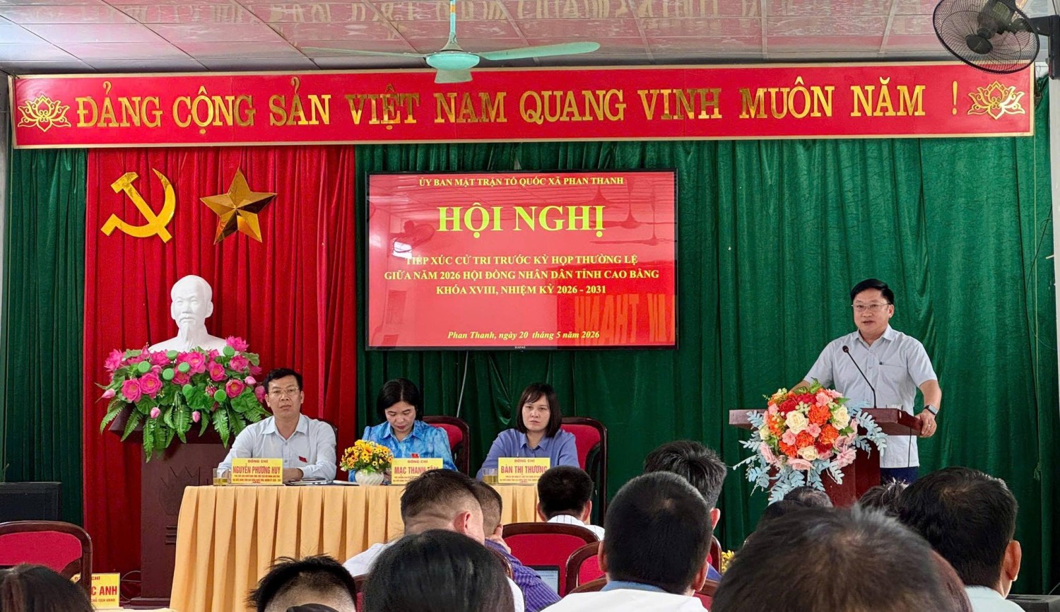 Tổ đại biểu 16 HĐND tỉnh tiếp xúc cử tri  tại xã Thành Công.