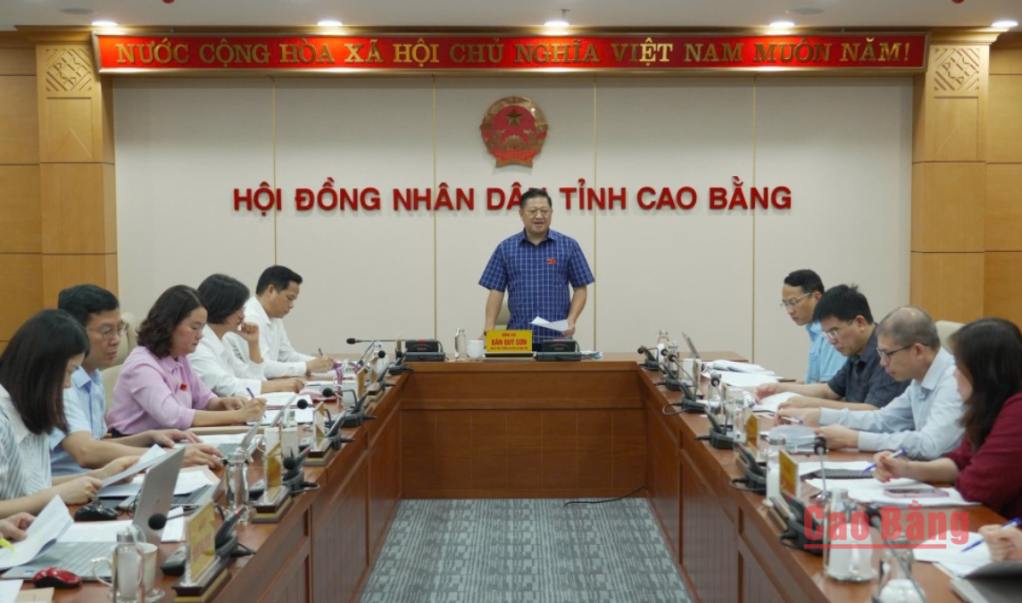 Trưởng Ban Dân tộc HĐND tỉnh Bàn Quý Sơn kết luận cuộc họp