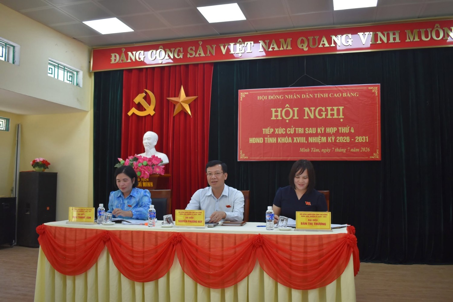 Tổ đại biểu số 16 HĐND tỉnh tiếp xúc các cử tri xã Tam Kim